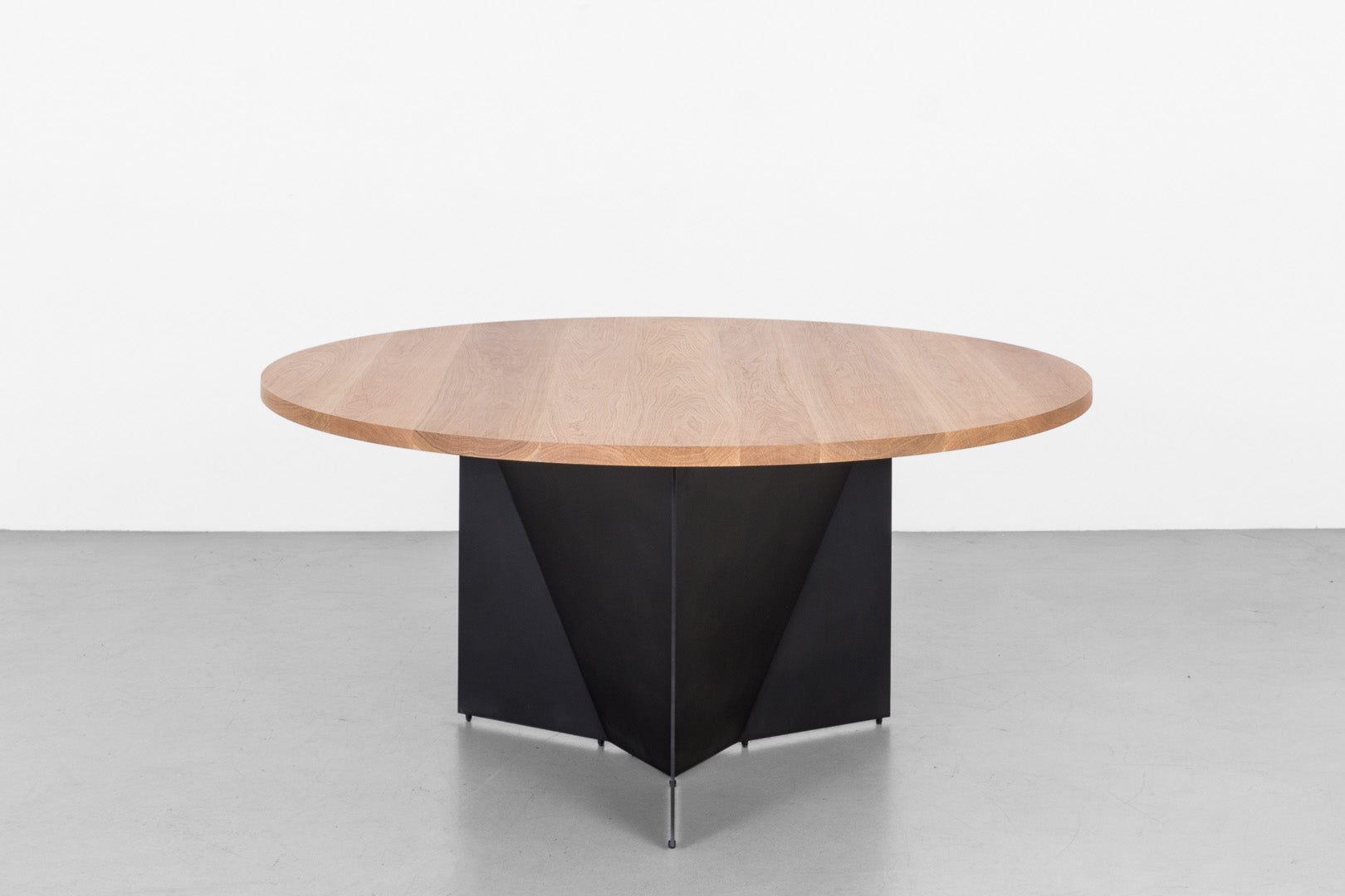 IDÉE AO TABLE IDEO Square Meeting Table Frame - Steel Legs | Advanta