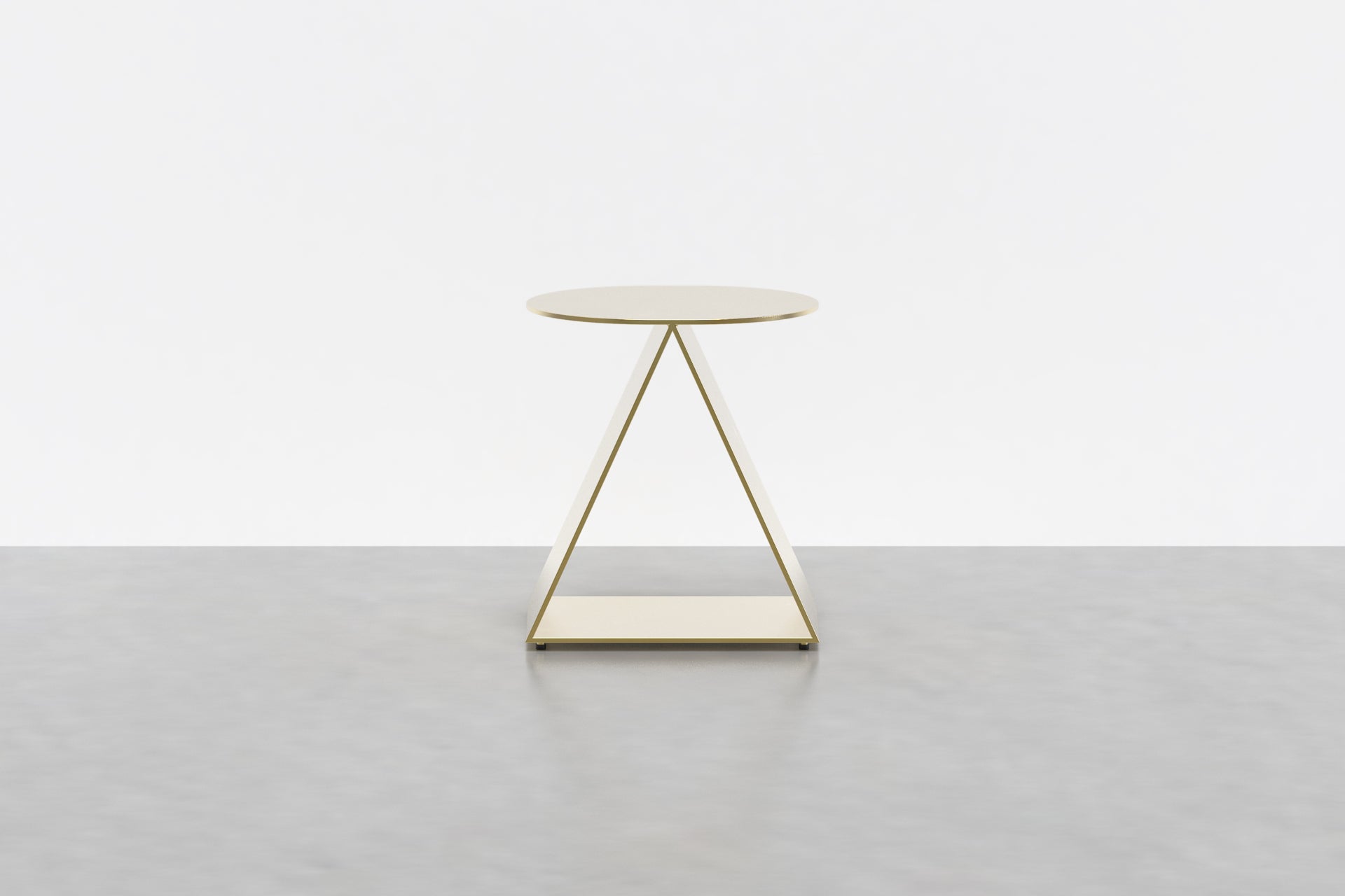 Tack End Table Round in Brass