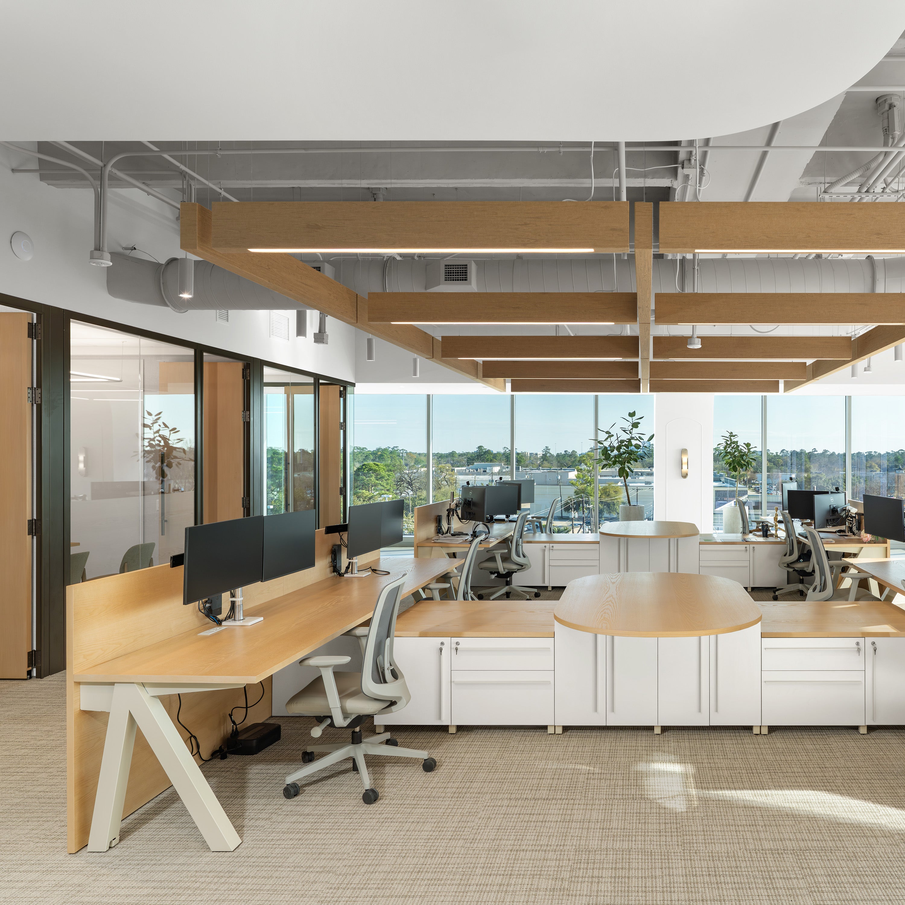 Minim Fixed Workstations