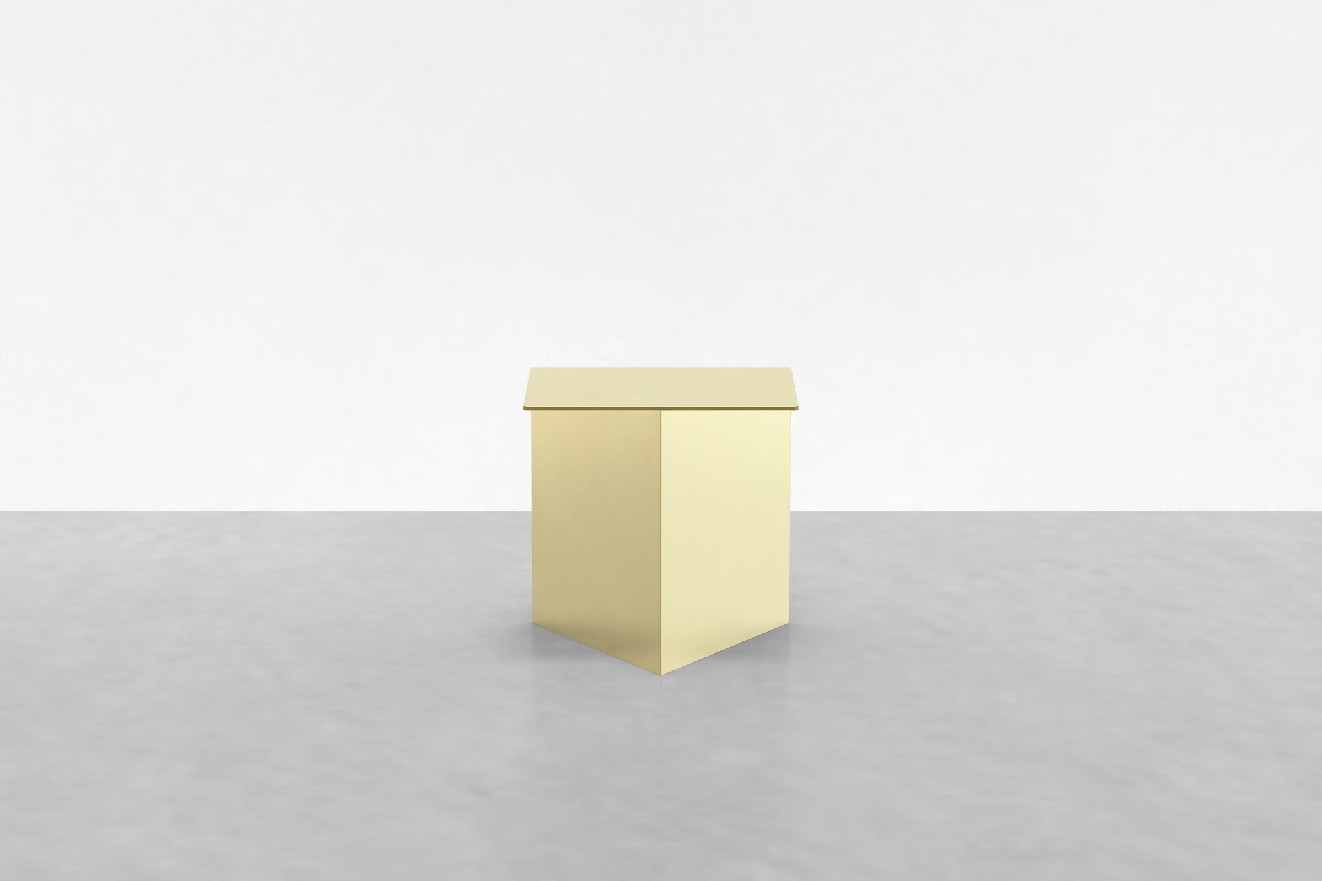 Tack End Table Square in Brass